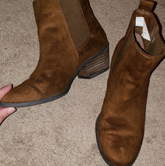 American Eagle Outfitters Shoes - American eagle outfitters booties size 6